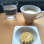 カフェ イースト4 - 