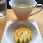 カフェ イースト4 - 