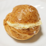 パティスリー イル・プルー・シュル・ラ・セーヌ - シュー・ア・ラ・クレーム