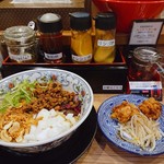 担担麺専門店 DAN DAN NOODLES. ENISHI - 担々麺＆からあげ２個セット(¥1050)