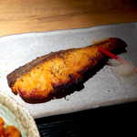 yakitorihakatamizutakizawameki - 西京味噌の風味が食欲をそそる。焼魚はかなり満足度が高い！