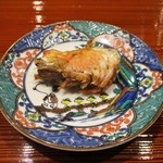 鮨旬美西川 - 車海老の頭の焼き物：そのまま美味しく頂きます。　　　　　2019.11.02