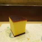 鮨旬美西川 - 厚焼き玉子：スフレの様なふんわりとした食感、上品な旨味と甘み、微細な空気感が感じられて美味しく頂きます。　　　　　2019.11.02