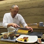 鮨旬美西川 - 大将の所作。（撮影許可を頂いています）　　　　　2019.11.02