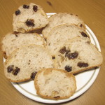 coton bakery - くるみレーズンの断面