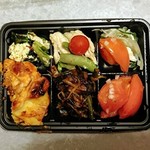 Kicchin Orijin - 6種類容器に好きな惣菜を入れてみました。