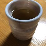 けんぞう蕎麦 - 香ばしい蕎麦茶。ホッとする味わい。