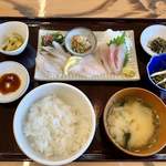 宗像海人食堂 やっさん - 刺身定食　１５００円