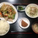 金麒麟 - 八宝菜定食