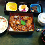 お食事処とりいち - 鳥照り焼き重\８５０