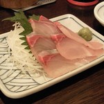金町製麺 - '12/03/07 鹿児島県産 活け〆カンパチの刺身（380円）