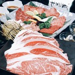 Yakiniku Shubou Mizubashou - 牛リブロース焼きすきやき（タレ玉子付）と肉盛コース
