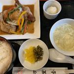 蛮蛮飯店 万里香 - 