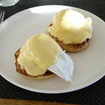 Sydney - International First Lounge - エッグベネディクト