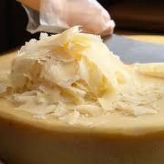 ★ミラノ直輸入★ふわふわチーズのラスパドゥーラは1€130円