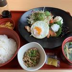 Joi Furu - 七種の和定食＋納豆