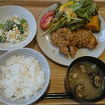 もりおか タニタ食堂 - 一汁三菜ランチ 980円