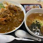 原泉 - カツカレー　900円
            メニューにはミニラーメンが付いていることは明記されていませんので要注意。