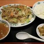 日高屋 - 肉野菜炒め定食(並)(710円)