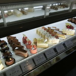 パティスリー アールブリュット 岡山店 - 