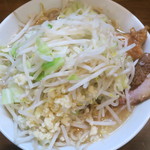 ラーメン二郎 - 小ラーメン＋野菜ちょい増しニンニク