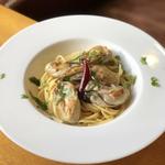 ばーる ぼっこーね。 - 料理写真:冬季限定 牡蠣のペペロンチーノ