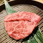 キンキン麦酒とプリッと小腸 近江牛畜産すだく - 