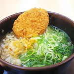 さざなみZERO - 日替り火曜日 とり天丼 かけうどん中530円 コロッケ85円