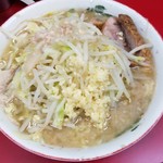 ラーメン二郎 - 小ラーメンヤサイニンニクアブラ　780円