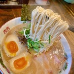 一骨入魂 - 極み豚骨ラーメン！