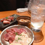 炭火・七輪 ホルモン焼 珍満  - 料理写真: