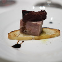 La Brianza - 愛農ポークの血とパテドカンパーニュのブルスケッタにバルサミコ