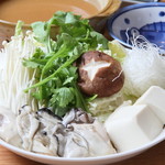 Shugounombee - 牡蠣の土手鍋