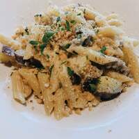 ピッツェリア&トラットリア ゴンゾ 目黒店 - 鳴門金時とゴルゴンゾーラとサルシッチャのクリームペンネ