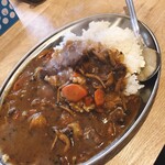 和牛焼肉大衆酒場 ホルモン博多春吉のじゃん横 - ホルモンカレー800円♪