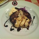 サムシング・クアトロ - ハンバーグ