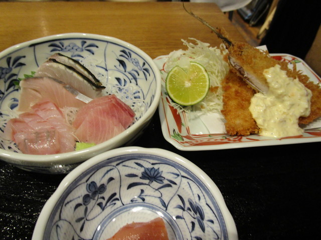 日本酒バルChintara image
