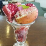 PARDEN - ザクロのパフェ