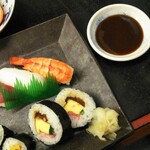 傳七すし 西院店