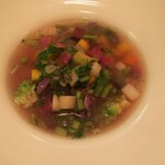 フラテッロ - ランチ1100円 スープ 色んな野菜が入っています。少し固めです。