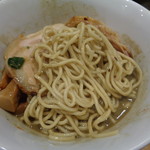 煮干し中華そば 一剣 - 麺を和える