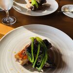 カーブドッチ - 越後もち豚スペアリブのスパイス焼き