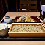 Gaiemmae Masudaya - 季節野菜の天せいろ@1,280円：全景