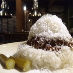 カレーハウスゴッド - チーズドライキーマカレー ¥1,100