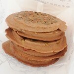 Morioka Senbei Ten Hon Ten - 手焼きせんべい4種類（ピーナッツ、ピスタチオ、かぼちゃ、アーモンド）
