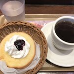 FORESTY COFFEE - ブレンドコーヒーとブルーベリートースト