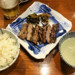 Gyuutan Hiratsuka - 牛タン焼き3枚・6切。定食セットで