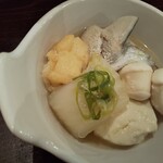 かもめ食堂 - サケ鍋