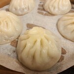 萬的中華 笑龍 - 店名を冠した料理。