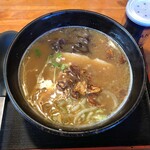 喫茶 珈琲屋 - 料理写真:焦がしとんこつラーメン 800円